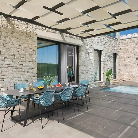 Villa Opulent Istria 4 Bedrooms Indoor Outdoor Pool Sauna Bale
